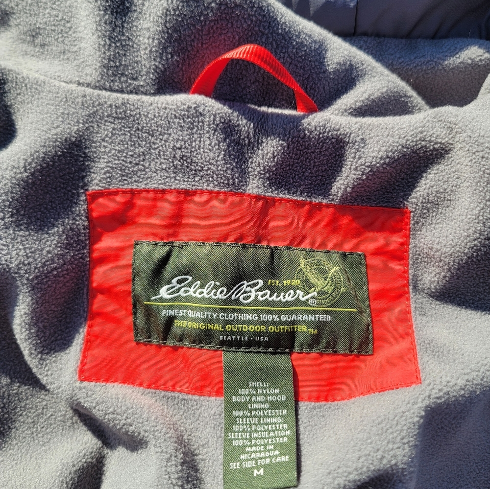 Eddie Bauer red winter jacket, size Medium - Picture 6 of 11